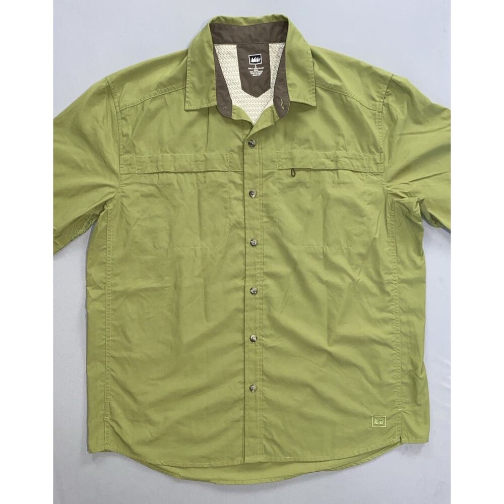 REI Men's Vented Short Sleeve Button Front Fishing, Hiking Shirt. Green, Men's L